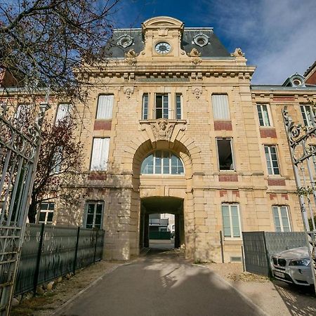 Apartmán Le Corbeau Et Le Homard, Un Vrai Havre De Paix Dijon Exteriér fotografie
