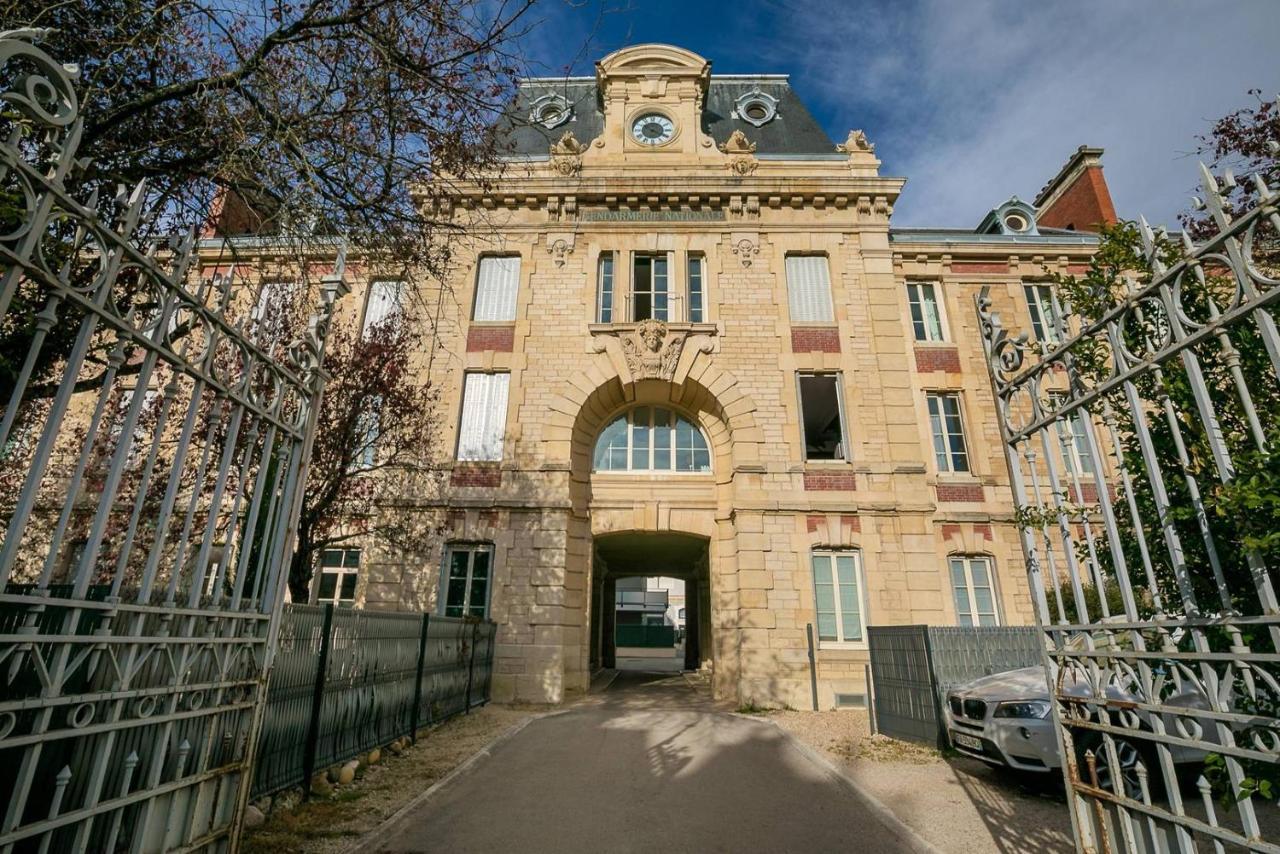 Apartmán Le Corbeau Et Le Homard, Un Vrai Havre De Paix Dijon Exteriér fotografie